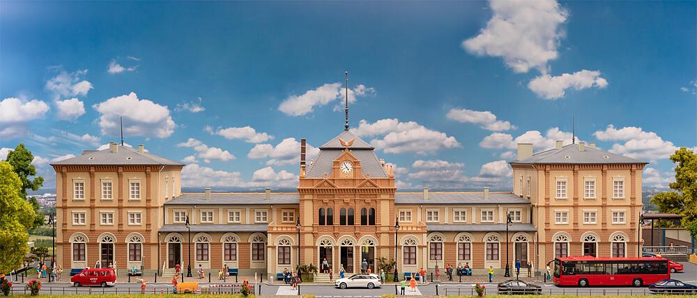 Hauptbahnhof Neustadt/Weinstr Hauptbahnhof Neustadt/Weinstr von Faller