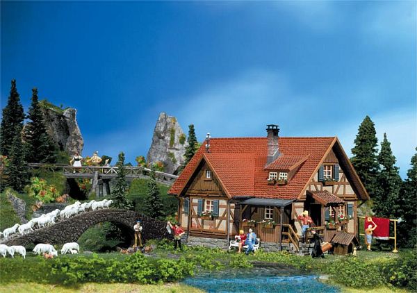 Ländliches Fachwerkhaus Ländliches Fachwerkhaus von Faller