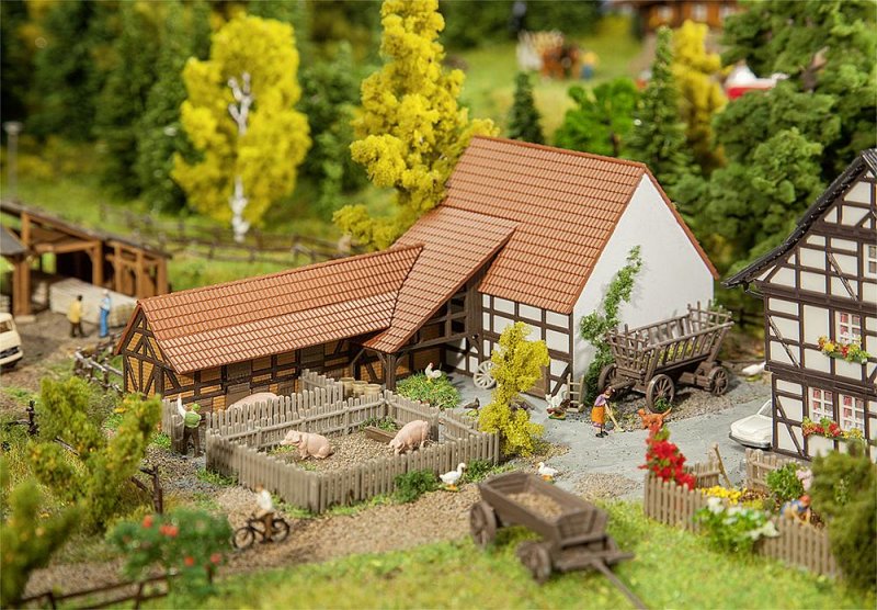 Landwirtschaftliches Gebäude Landwirtschaftliches Gebäude von Faller