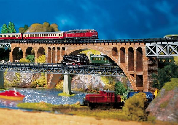 Steinbogenbrücke Steinbogenbrücke von Faller