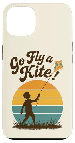 Go Fly a Kite Retro Sonnenuntergang Kind fliegender Drachen Szene Kunst Hülle für iPhone 13 Go Fly a Kite Retro Sonnenuntergang Kind fliegender Drachen Szene Kunst Hülle für iPhone 13 von Family Flight Kites Outdoor Fun by NLTS