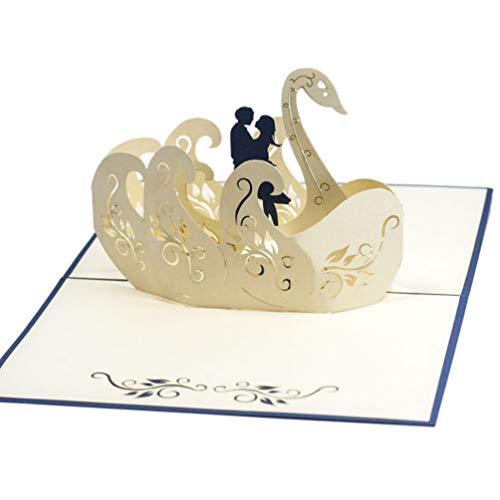 Favour Pop Up® - 3D Hochzeitskarte. Ein filigranes Kunstwerk, dass sich beim Öffnen als Hochzeitspaar in einem Schwan entfaltet. TW013 von Favour Pop Up