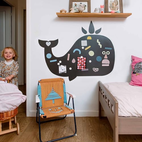 FERFLEX - Magnettafel für Kinder Wal - abwischbare Tafel - Wanddekoration mit wiederpositionierbarem magnetischem Klebeband - wird mit einem Set geometrischer Formen verkauft - 60x90 cm. von Ferflex