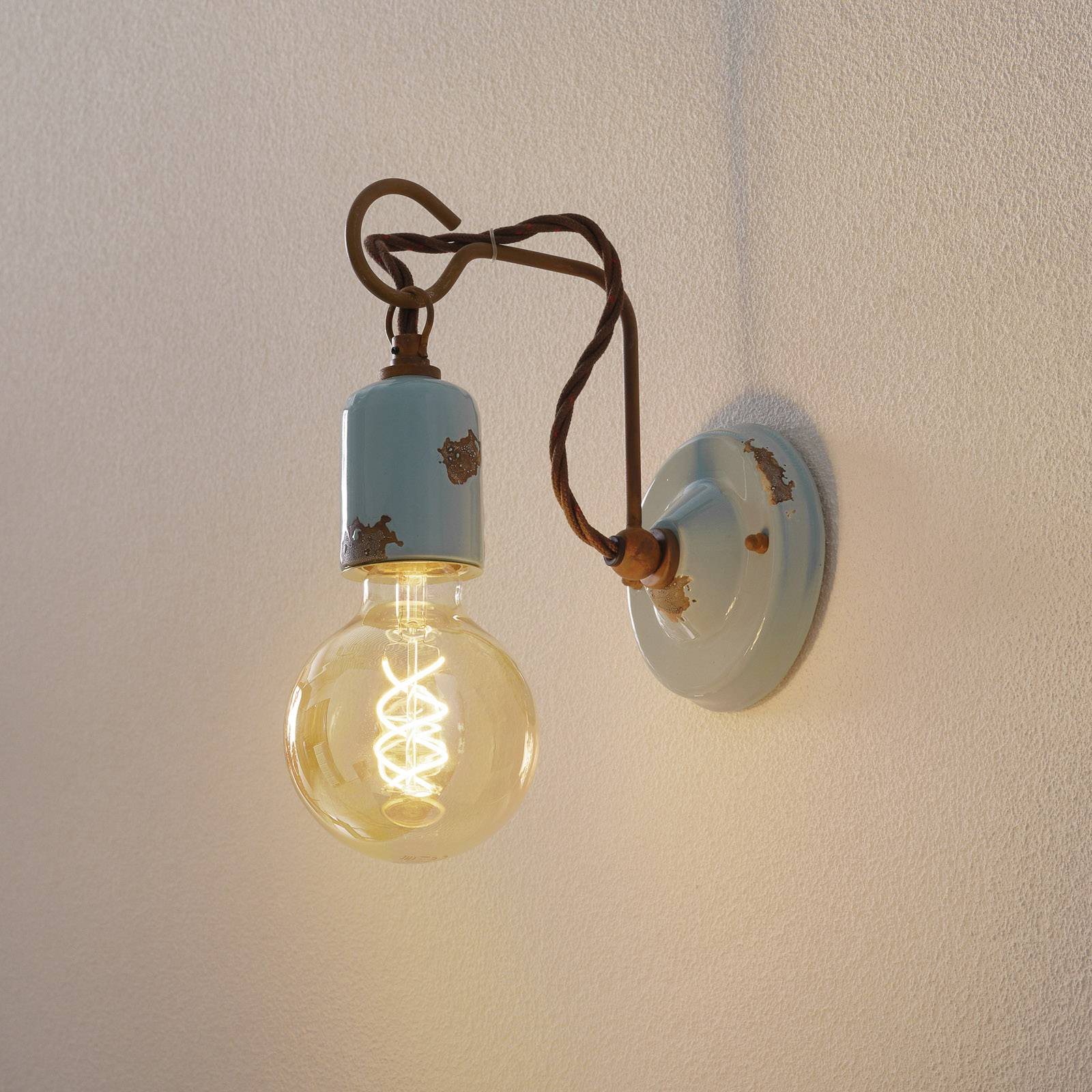 Wandleuchte C665 im Vintage-Stil türkis Wandleuchte C665 im Vintage-Stil türkis von Ferroluce