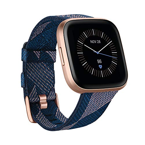 Fitbit Versa 2, Special Edition, Gesundheits- und Fitness-Smartwatch mit Alexa Sprachsteuerung, Schlafindex und Musikfunktion, inklusive Zusatzband in Nachtblau, Marineblau/Rosa Fitbit Versa 2, Special Edition, Gesundheits- und Fitness-Smartwatch mit Alexa Sprachsteuerung, Schlafindex und Musikfunktion, inklusive Zusatzband in Nachtblau, Marineblau/Rosa von Fitbit