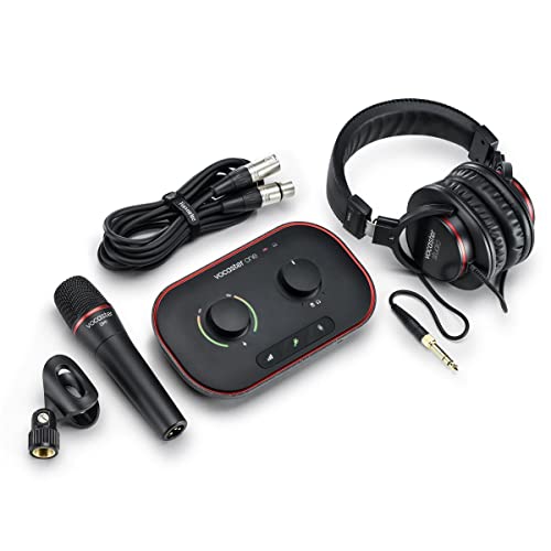 Focusrite Vocaster One Studio – Podcast-Audio-Interface für Solo-Aufnahmen, mit dem Mikrofon Vocaster DM1 in Studioqualität und den Kopfhörern HP60v. von Focusrite
