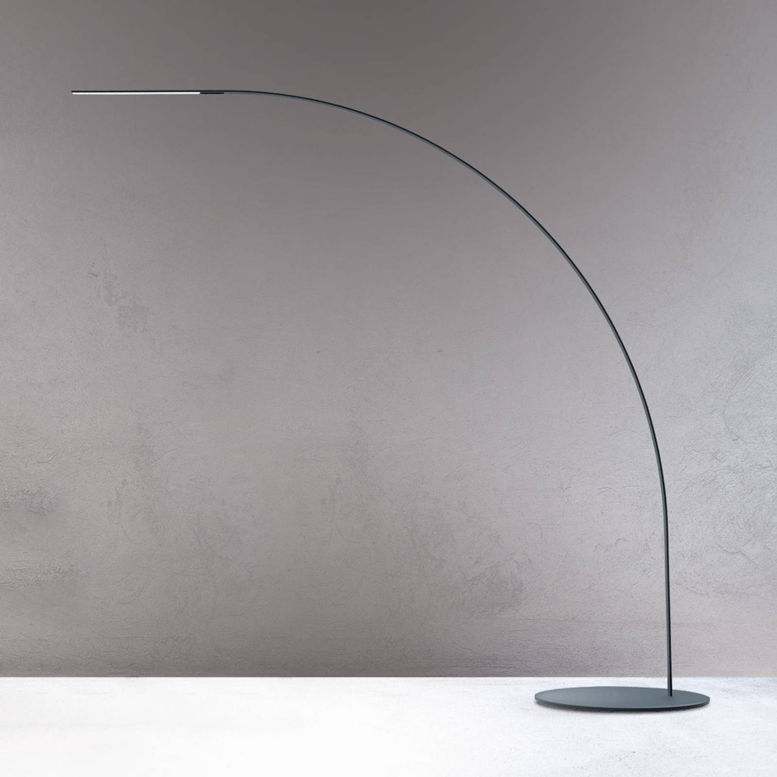 Fontana Arte Yumi - Designer LED-Bogenleuchte Fontana Arte Yumi - Designer LED-Bogenleuchte von Fontana Arte