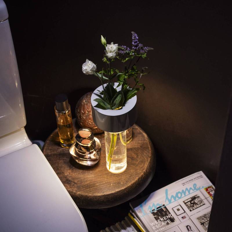 Foscarini LED-Akku-Tischleuchte Fleur, salbeigrün von Foscarini