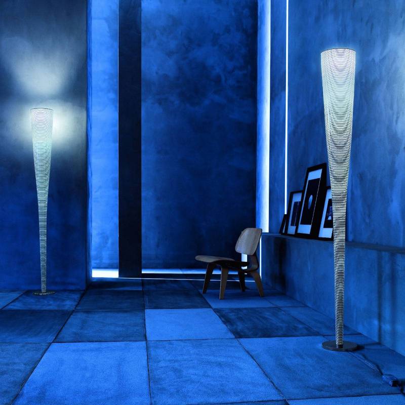 Foscarini Mite LED-Stehleuchte, schwarz von Foscarini