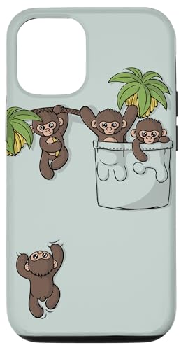 Hülle für iPhone 15 Niedlicher Baby-Affe, der in der Tasche spielt von Fox Republic Design