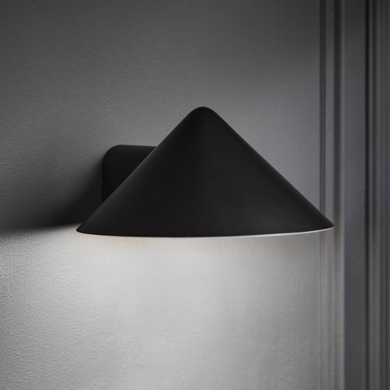 FRANDSEN LED-Wandlampe Grasp, schwarz, Breite 15 cm, Metall FRANDSEN LED-Wandlampe Grasp, schwarz, Breite 15 cm, Metall von Frandsen
