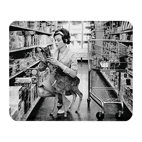 Mauspad Audrey Hepburn Schauspielerin Faon Star Hollywood Vintage Foto 22 x 18 cm von French Unicorn
