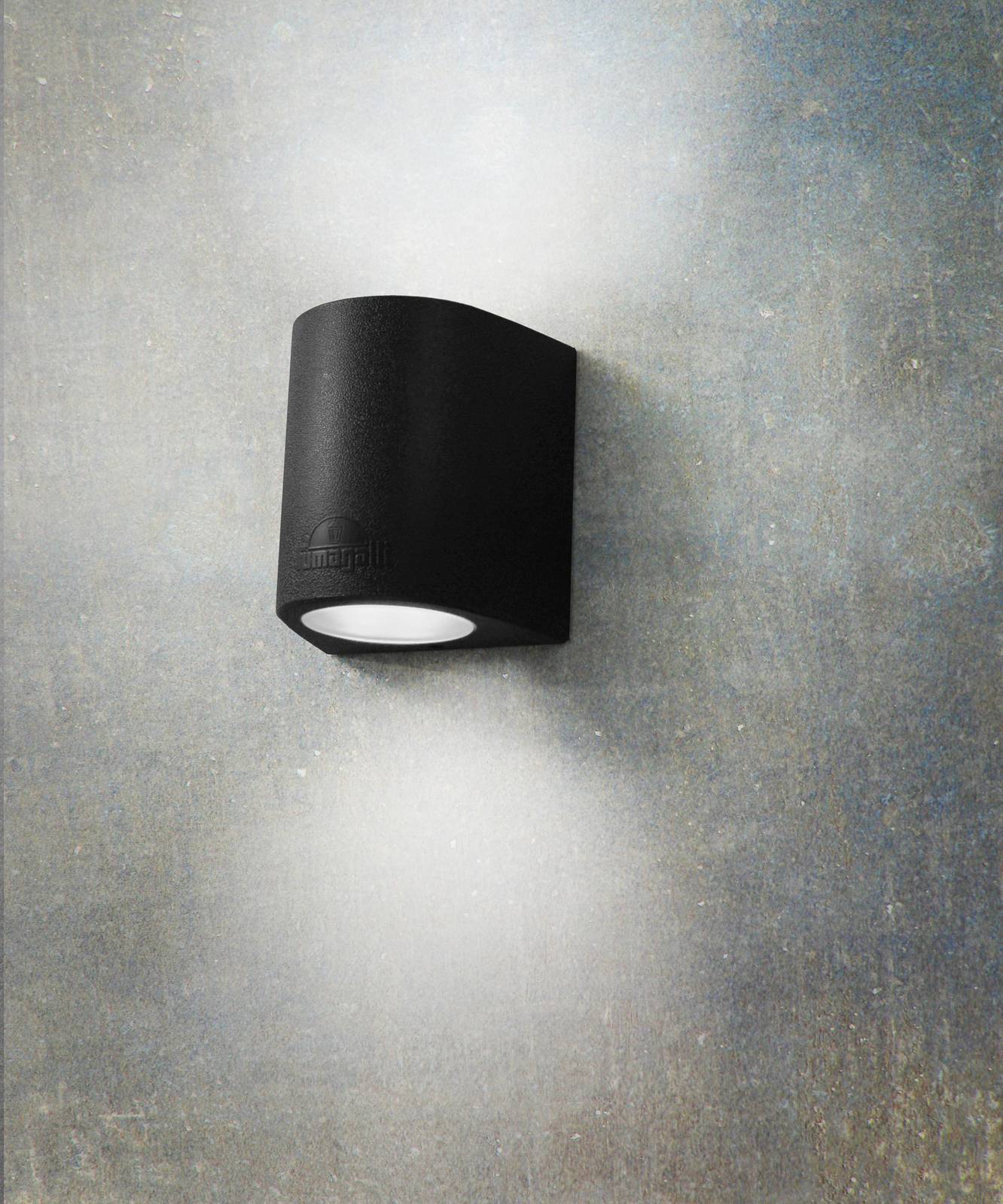 Außenwandlampe Marta 160 schwarz/gefrostet GU10 CCT up/down Außenwandlampe Marta 160 schwarz/gefrostet GU10 CCT up/down von Fumagalli