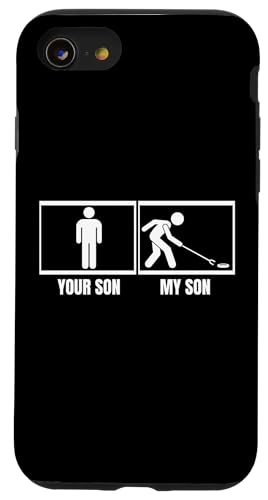 Lustiges Shuffleboard mit Aufschrift "Your Son My Son Dad Mom" Hülle für iPhone SE (2020) / 7 / 8 von Funny Outdoor Shuffleboard Game Designs