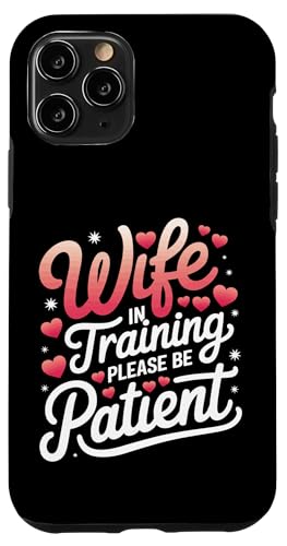 Ehefrau Ehefrau im Training bitte haben Sie Geduld Hülle für iPhone 11 Pro Ehefrau Ehefrau im Training bitte haben Sie Geduld Hülle für iPhone 11 Pro von Funny Wife Marriage Couple Wedding Anniversary
