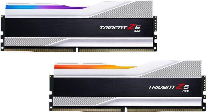 G.Skill Trident Z5 RGB - DDR5 - Kit - 32GB: 2 x 16GB - DIMM 288-PIN - 8000 MHz / PC5-64000 - CL38 - non-ECC - metallisch silber (F5-8000J3848H16GX2-TZ5RS) von G.Skill