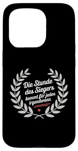 Die Stunde des Siegers kommt für Jeden irgendwann Hülle für iPhone 15 Pro Die Stunde des Siegers kommt für Jeden irgendwann Hülle für iPhone 15 Pro von GEHASST VERDAMMT VERGÖTTERT