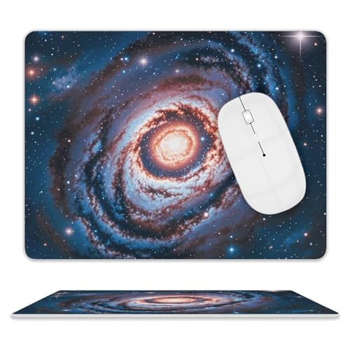 Leder-Mauspad, Computer-Mauspad mit genähten Kanten, Zug-Mauspad für geeignete Laptops, langlebig, Planeten, Sterne und Galaxie, bedrucktes Mauspad für Computer, Büro und Zuhause Leder-Mauspad, Computer-Mauspad mit genähten Kanten, Zug-Mauspad für geeignete Laptops, langlebig, Planeten, Sterne und Galaxie, bedrucktes Mauspad für Computer, Büro und Zuhause von GHEPSDW