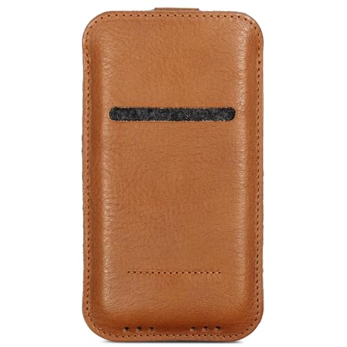 GOOD WILHELM Für iPhone 16 Pro/iPhone 16 Leder Sleeve – Handgefertigte Premium Schutzhülle aus pflanzlich gegerbtem Leder, Innen Merino-Wollfilz, Zuglasche, Echtleder Hülle (Cognac Braun) von GOOD WILHELM
