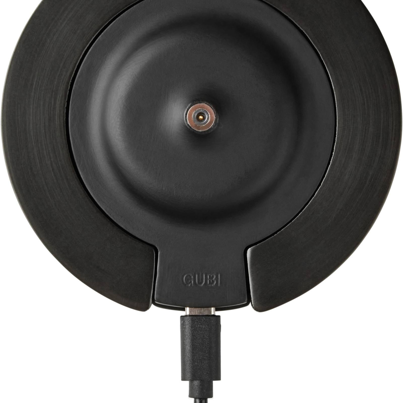GUBI Akku-Tischleuchte Seine, IP44, Messing antik, Glas matt GUBI Akku-Tischleuchte Seine, IP44, Messing antik, Glas matt von GUBI