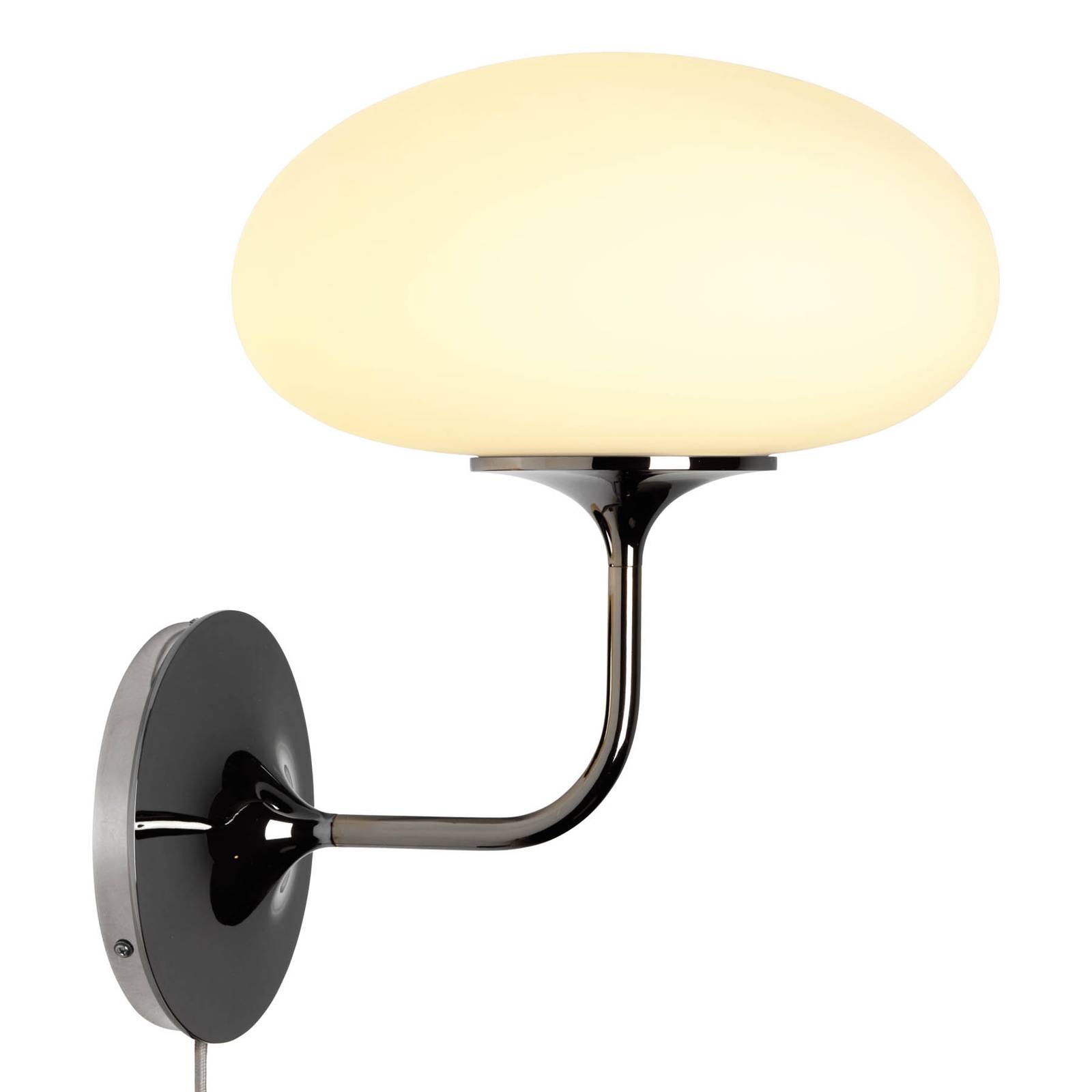 GUBI Stemlite Wandleuchte mit Stecker GUBI Stemlite Wandleuchte mit Stecker von GUBI