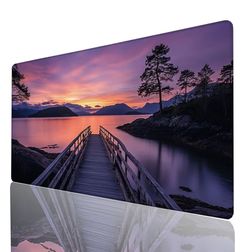 Schreibtischunterlage, Berg Mauspad XXL 1000 x 500 x 3mm, Erweitertes Gaming Mauspad mit Genähten Kanten, Rutschfeste Wasserdichte Gummiunterseite Mousepad Baum, für Gaming Zubehör Tisch Deko GYL-9108 Schreibtischunterlage, Berg Mauspad XXL 1000 x 500 x 3mm, Erweitertes Gaming Mauspad mit Genähten Kanten, Rutschfeste Wasserdichte Gummiunterseite Mousepad Baum, für Gaming Zubehör Tisch Deko GYL-9108 von GUUOYUAL