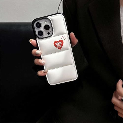GXZJFC Daunenjacke Pufferhülle für iPhone 15 16 14 Plus 13 12 11 Max Weiche Stoff-Silikonhülle Zweischichtig, Weiß Rot, Für iPhone 13 Pro GXZJFC Daunenjacke Pufferhülle für iPhone 15 16 14 Plus 13 12 11 Max Weiche Stoff-Silikonhülle Zweischichtig, Weiß Rot, Für iPhone 13 Pro von GXZJFC
