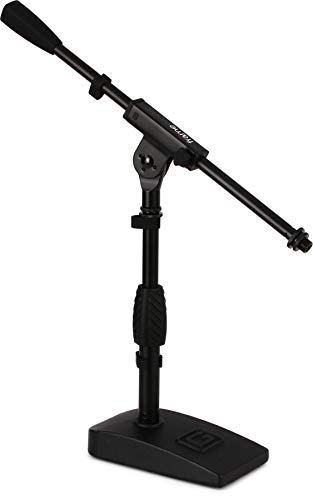 Gator Frameworks Kurzer beschwerter Mikrofonständer mit Softgrip-Drehkupplung, Auslegerarm und 3/8"- und 5/8"-Halterungen; Abmessungen des Sockels - 4,5" X 8" (GFW-MIC-0821) von Gator