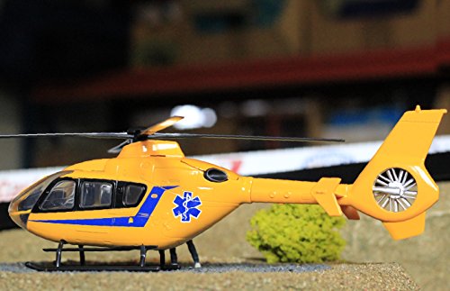 Generic Hubschrauber EUROCOPTER EC135 Notarzt Standmodell 1:34 Maßstab Gelb Erwachsene von Generic
