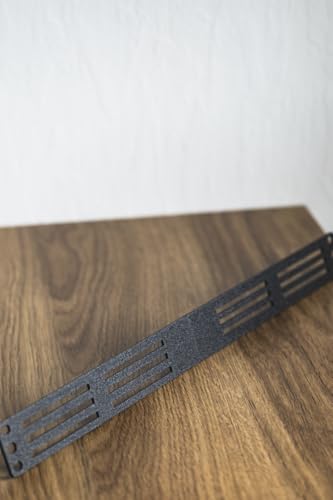 Blende 1U (1HE) 19" Rack Mount Server – Frontplatte (Rackblende) – Home Lab Netzwerkschrank Zubehör, 3D Druck (Weiß, 1U - 12 Lüftungsschlitze) von Generisch
