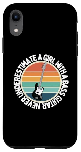 Unterschätzen Sie niemals ein Mädchen mit einer Bassgitarre, Damen-Bass Hülle für iPhone XR von Gift For Musician Men And Women In A Rock Band