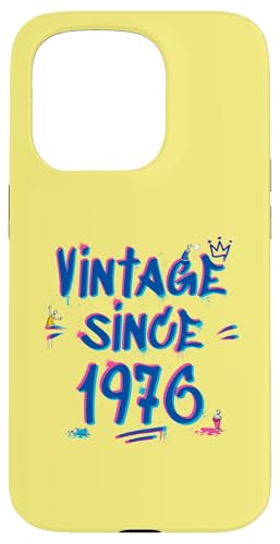 1976 Vintage Graffiti Glitch - 49 Years of Style Hülle für iPhone 15 Pro von Glitch Graffiti Style Graphic Design For Men Women