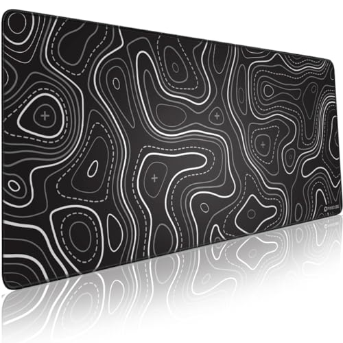 Minimalistisches Topografisches Karte Mauspad – Kontur erweitertes großes Mousepad mit Stichkante. Schwarz-weiße rutschfeste XXL Gaming-Schreibtischunterlage von Glittery Garden