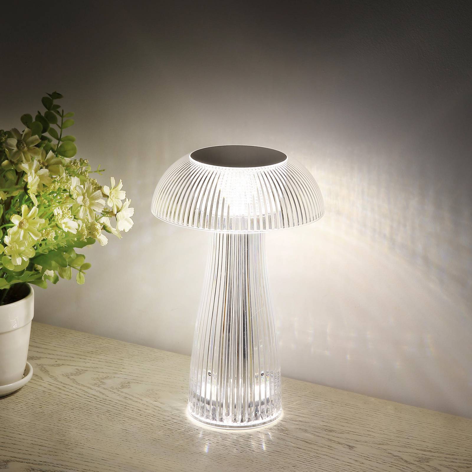 LED-Akku-Tischleuchte Gixi, silberfarben, Höhe 25 cm, CCT LED-Akku-Tischleuchte Gixi, silberfarben, Höhe 25 cm, CCT von Globo