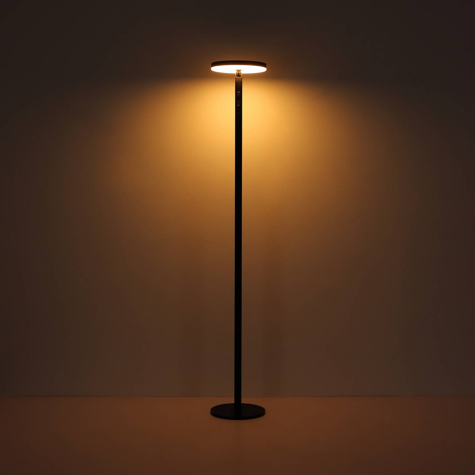 LED-Solar-Stehleuchte 36508, schwarz, Aluminium, CCT, IP54 LED-Solar-Stehleuchte 36508, schwarz, Aluminium, CCT, IP54 von Globo