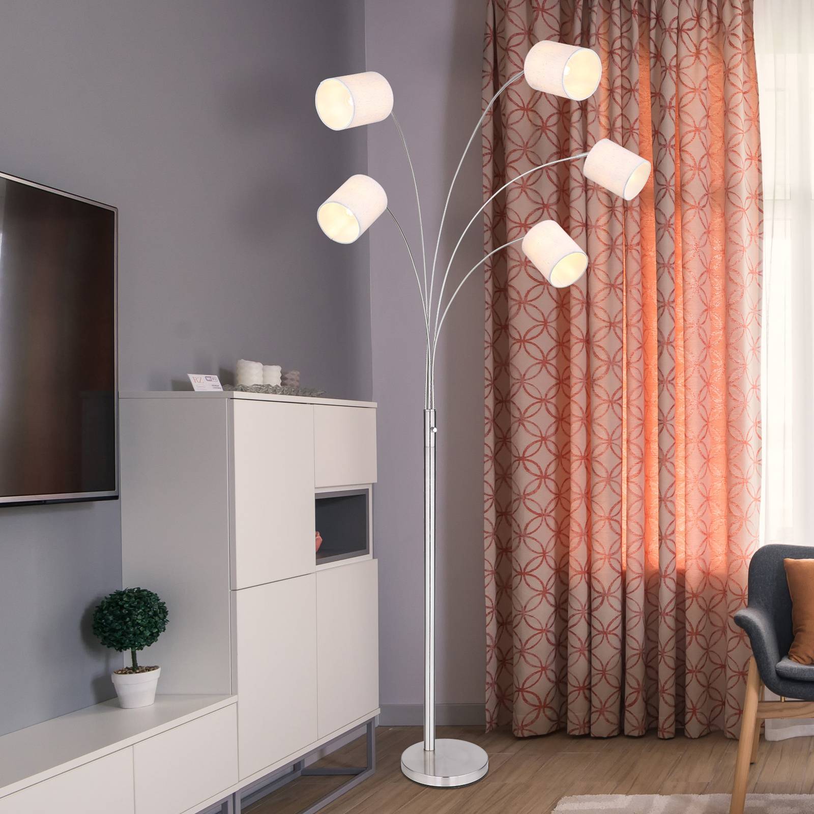 Stehleuchte Ava, sandfarbene Textil-Schirme, 5fl Stehleuchte Ava, sandfarbene Textil-Schirme, 5fl von Globo