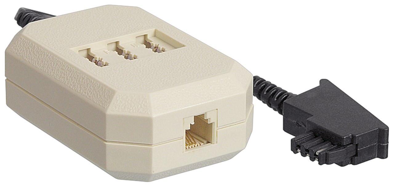 Goobay TAE-F-NFN-Verlängerungsbox - Kupferkaschierter Aluminiumleiter (CCA), TAE-F-Stecker > 3x TAE N/F/N- Buchse + RJ11/RJ14-Buchse (6P4C) von Goobay