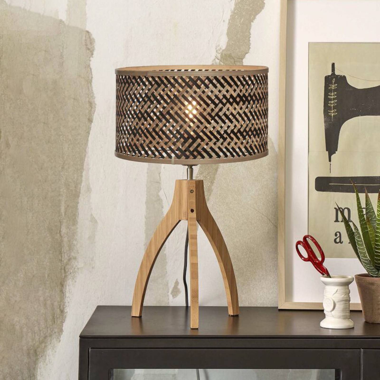 GOOD & MOJO Java Tischlampe Dreibein natur/schwarz GOOD & MOJO Java Tischlampe Dreibein natur/schwarz von Good & Mojo