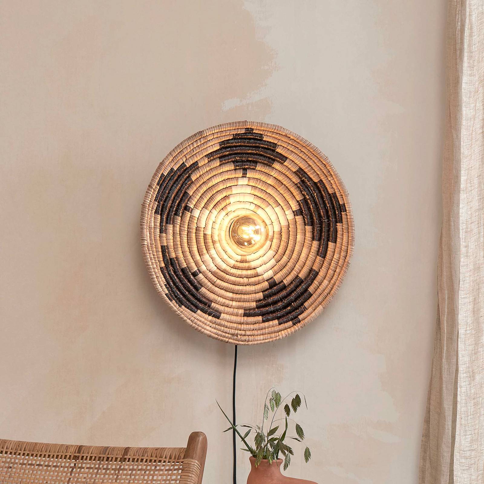 GOOD & MOJO Wandlampe Andros, schwarz/natur/weiß, Stecker GOOD & MOJO Wandlampe Andros, schwarz/natur/weiß, Stecker von Good & Mojo