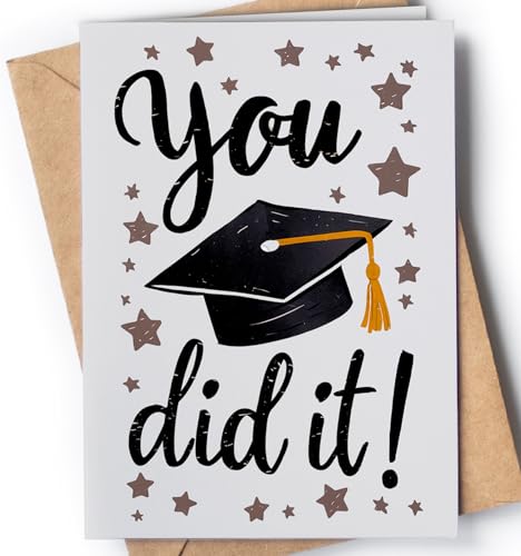 Abschlusskarte – Abschlusskarten für Sie oder Ihn – Hochschulabschluss für Männer oder Frauen – Glückwunsch zur Highschool, Phd, Masters Degree für Sohn, Tochter, Enkel – So Proud of You Did it Abschlusskarte – Abschlusskarten für Sie oder Ihn – Hochschulabschluss für Männer oder Frauen – Glückwunsch zur Highschool, Phd, Masters Degree für Sohn, Tochter, Enkel – So Proud of You Did it von Greeting Cards for Everyone