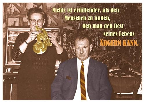 Liebevolle Humorvolle Postkarte - Älteres Paar mit Trompete - Witziger Spruch über lebenslange Partnerschaft und Neckereien, Ideal für Jubiläum oder um deinem Partner ein Lächeln zu schenken Liebevolle Humorvolle Postkarte - Älteres Paar mit Trompete - Witziger Spruch über lebenslange Partnerschaft und Neckereien, Ideal für Jubiläum oder um deinem Partner ein Lächeln zu schenken von Gutsch Verlag