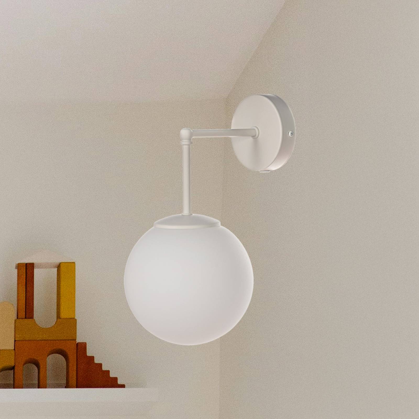Wandleuchte Moon, 35 cm, sandfarben, Glas, Stecker, E27 Wandleuchte Moon, 35 cm, sandfarben, Glas, Stecker, E27 von HELam