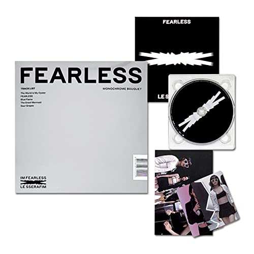 LE SSERAFIM - 1st Mini Album [FEARLESS] (Monochrome Bouquet ver.) Lyric Book + CD + Double-Sided Photocard + Postcard von HYBE Ent.