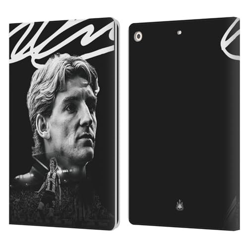 Head Case Designs Offizielle Newcastle United Football Club Anthony Gordon 2024/25 Erstes Team Leder Brieftaschen Handyhülle kompatibel mit Apple iPad 10.2 2019/2020/2021 Head Case Designs Offizielle Newcastle United Football Club Anthony Gordon 2024/25 Erstes Team Leder Brieftaschen Handyhülle kompatibel mit Apple iPad 10.2 2019/2020/2021 von Head Case Designs