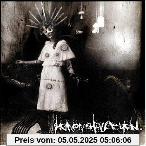 Antigone von Heaven Shall Burn