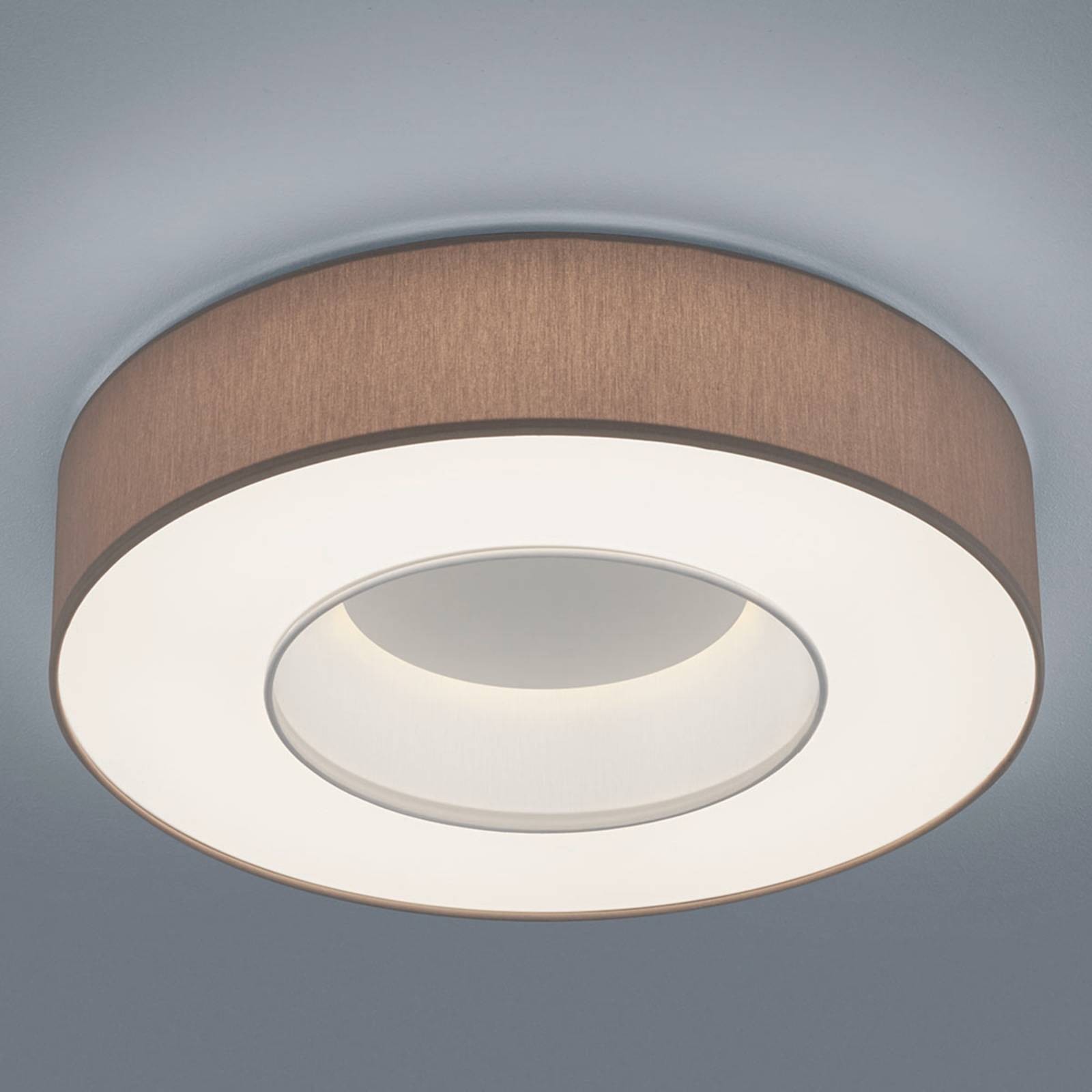 Helestra Lomo - LED-Deckenlampe, Chintz mocca Helestra Lomo - LED-Deckenlampe, Chintz mocca von Helestra