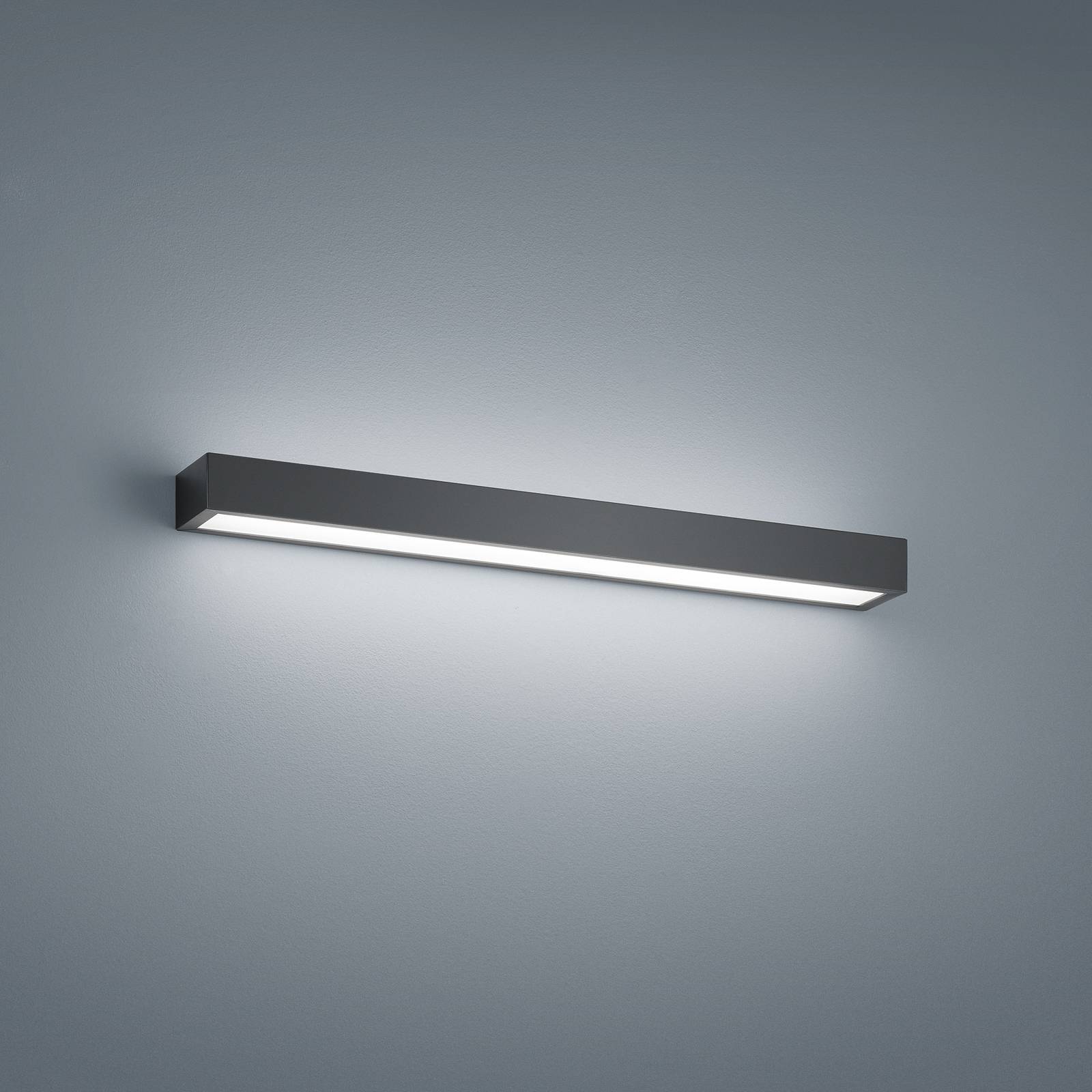 Helestra Theia LED-Wandleuchte, matt schwarz 60 cm von Helestra