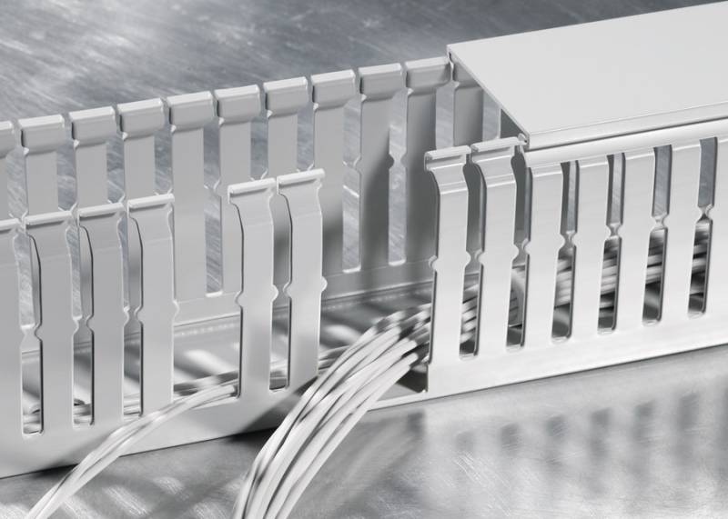 2 Mtr. HellermannTyton Verdrahtungskanal HF HTWDHF-37,5X75-PC/AB 183-13775 von HellermannTyton