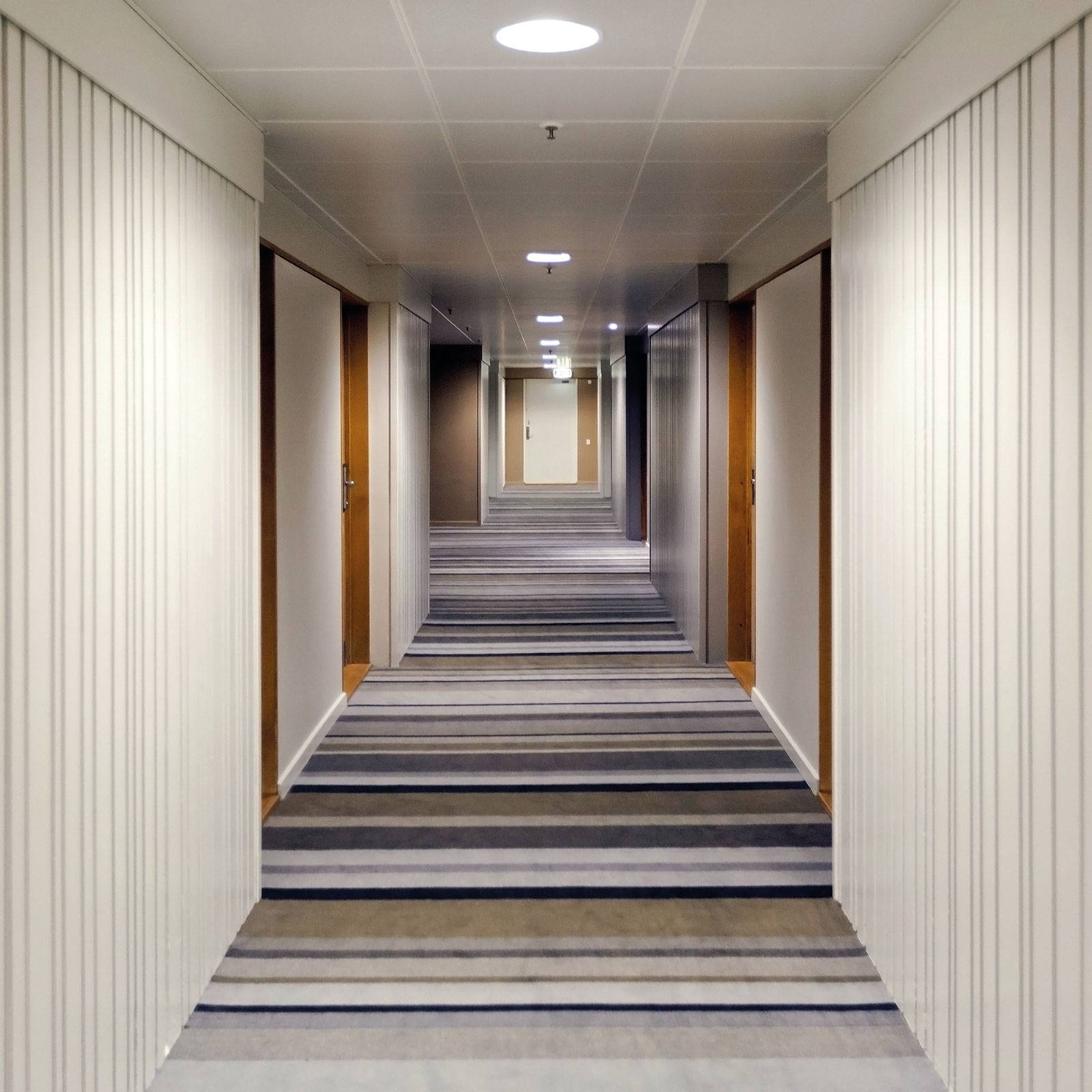 LED-Leuchte FR 65/205 An-/Einbau, chrom, 4.000K LED-Leuchte FR 65/205 An-/Einbau, chrom, 4.000K von Hera