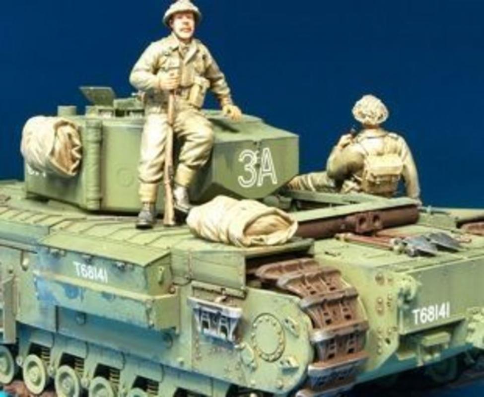 Brit. Infan. riding w/Churchill Tank /2F von Hobby Fan